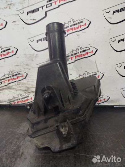 Корпус воздушного фильтра infiniti FX35 S51 VQ35-HR левый 165001CB1A