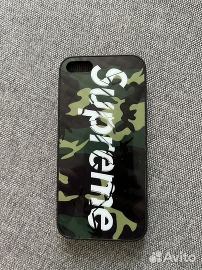 Чехол на iPhone 5 5s se