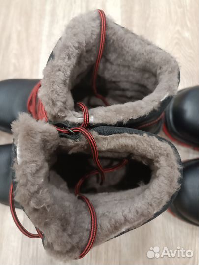 42р. Рабочие зимние ботинки новые