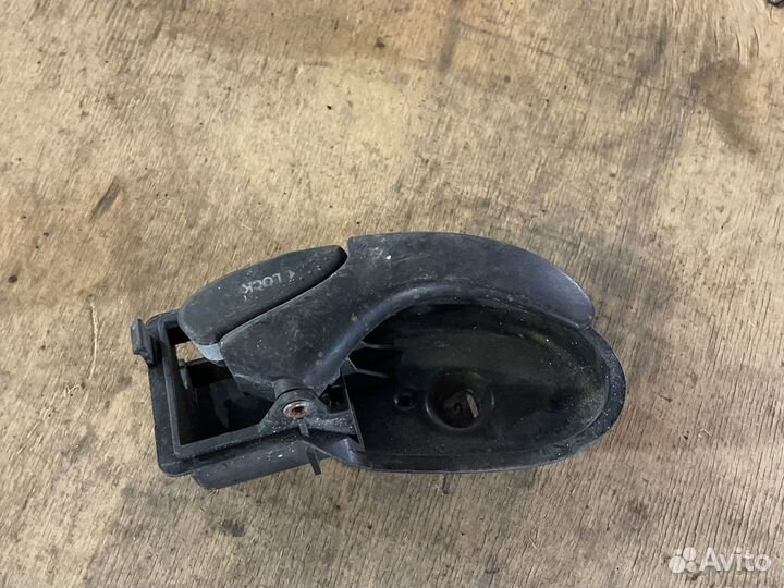 Ручка двери внутренняя правая, Ford focus 1 (98)