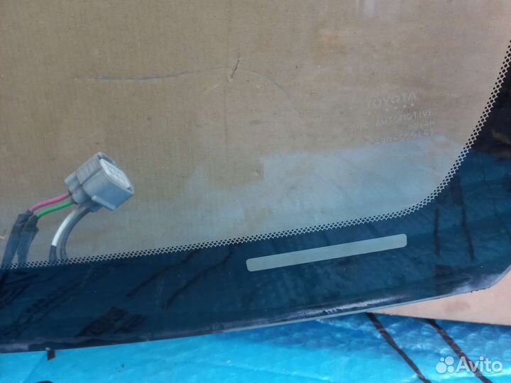 Тойота LC200 стекло лобовое 56101-6A965