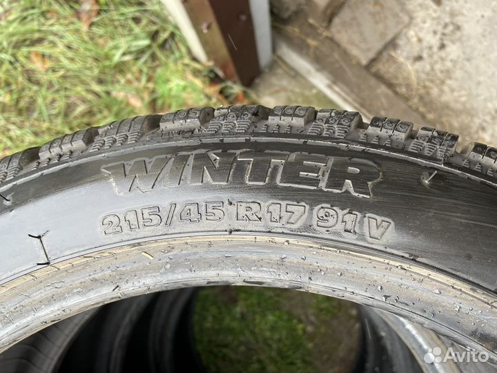 Tigar Winter 215/45 R17