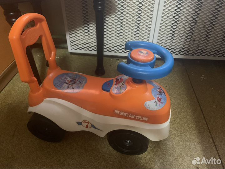Детская машина толокар