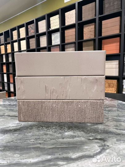 Кирпич облицовочный серый рустик завода жкз
