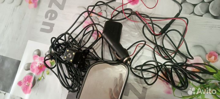 Зеркало с камерой заднего вида, видеорегистратор