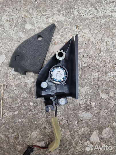 Динамик с накладкой левый за зеркалом Passat b6