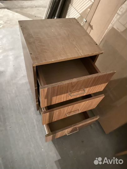 Тумбочка бу