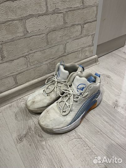 Кроссовки nike air jordan (оригинал)