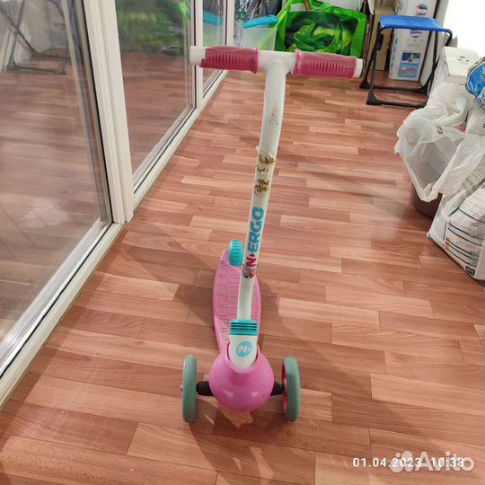 Самокат детский трехколесный