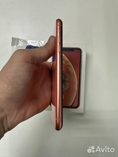iPhone Xr, 64 ГБ