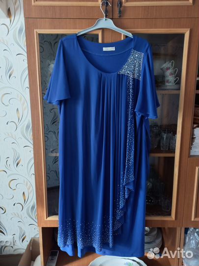 Продаётся вечернее платье