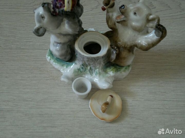 Фарфоровые статуэтки