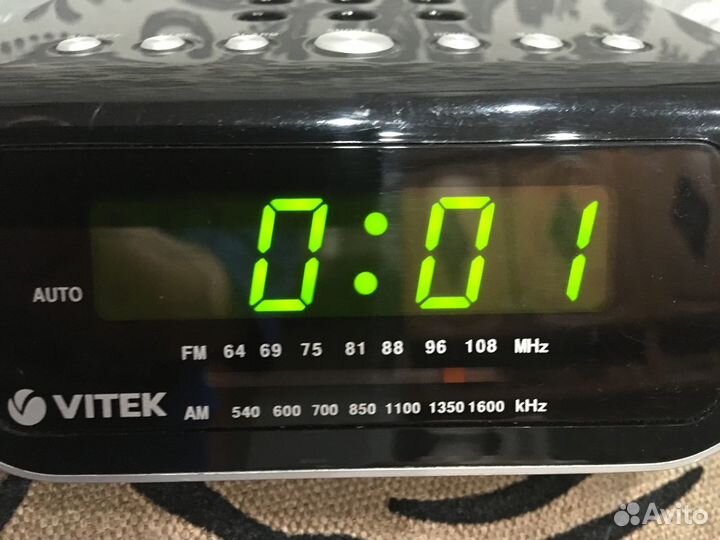 Радиочасы vitek(VT-6601)