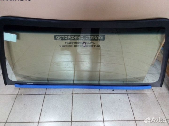 Стекло лобовое Ford Excursion 4D utility 2000-2006