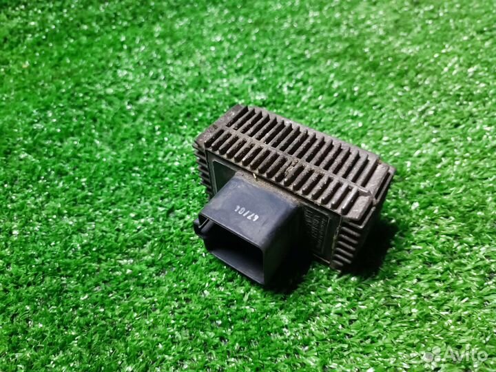 Реле свечей накаливания Opel 1,7 дизель