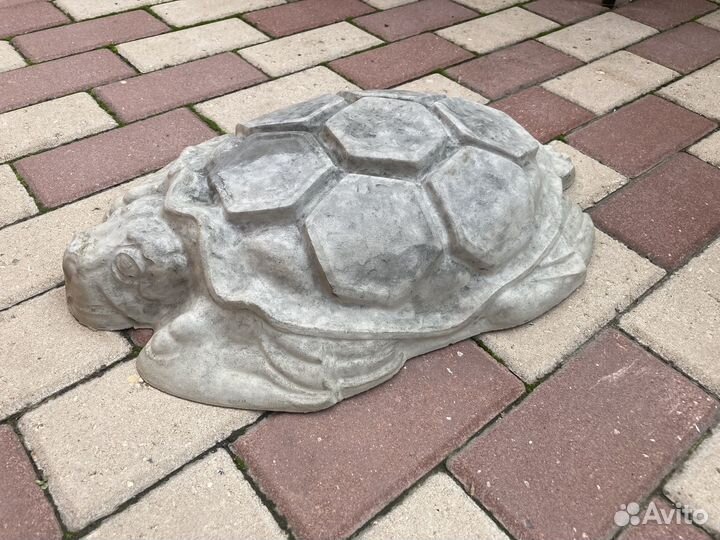 Черепашка из бетона