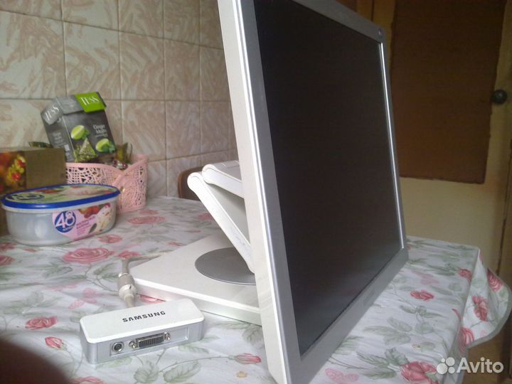 LCD 19 samsung syncmaster 970p монитор