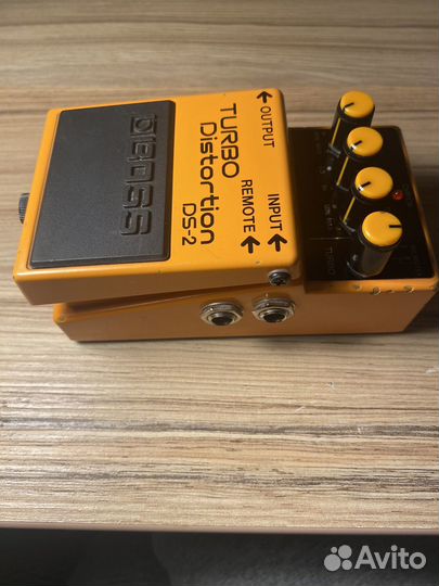 Гитарная педаль Boss DS-2