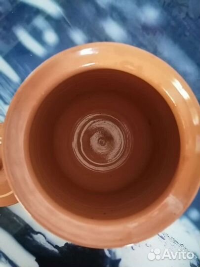 Глиняная крынка