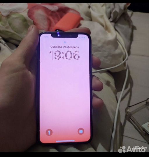 iPhone X, 64 ГБ