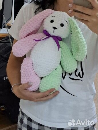Плюшевая игрушка заяц