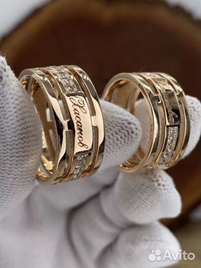Золотые обручальные кольца