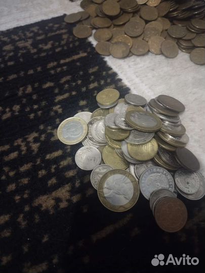 Продам монеты