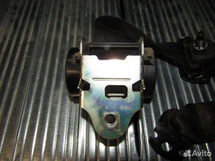 Ремень безопасности Corsa D 2006-2015