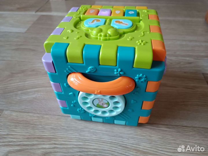 Развивающие игрушки куб Elefantino