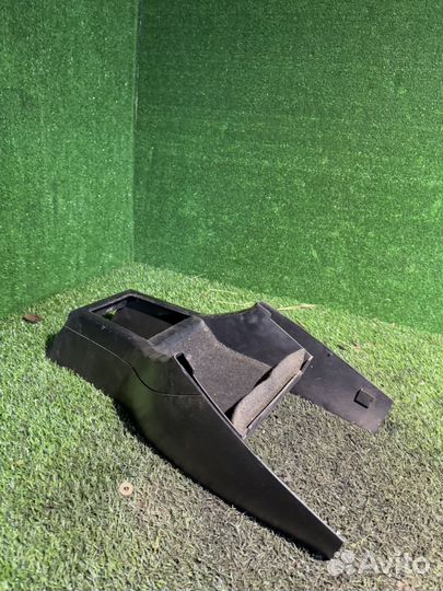 Консоль audi 80 b3