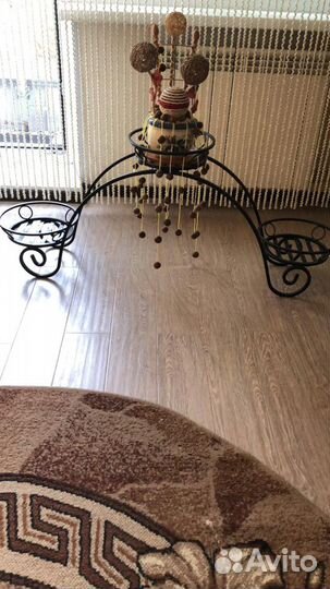 Подставка под цветы