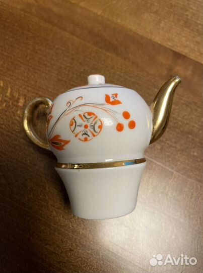 Набор для вина «Веселый самоварчик» сделан в СССР