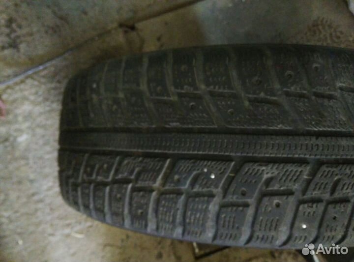 Tekpro PRO01 215/60 R16