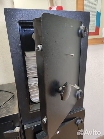 Сейф металлический бу
