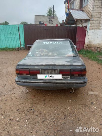 Toyota Sprinter, 1988
