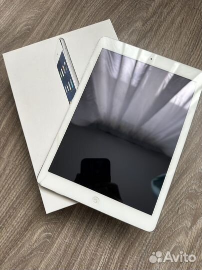 iPad Air 128gb WiFi+Cellular A1475