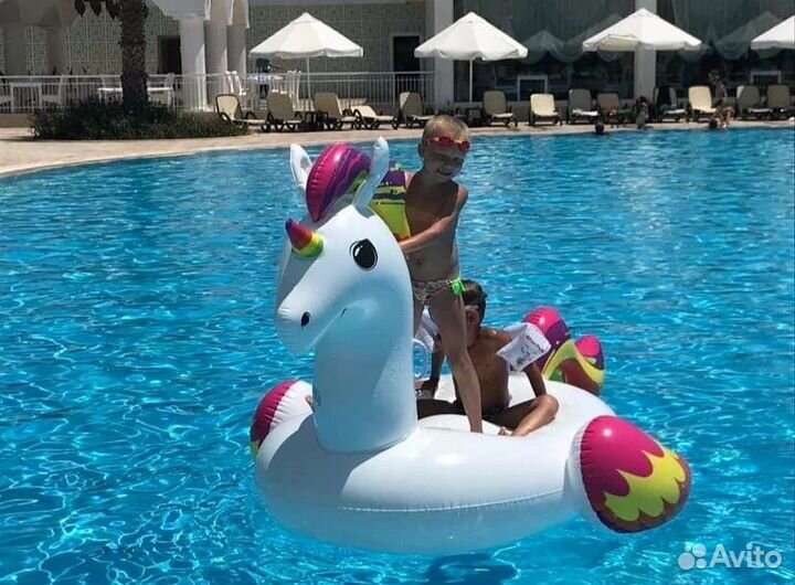 Надувной круг единорог