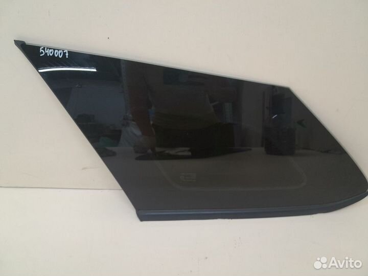 Стекло кузовное глухое левое LADA Vesta 2015