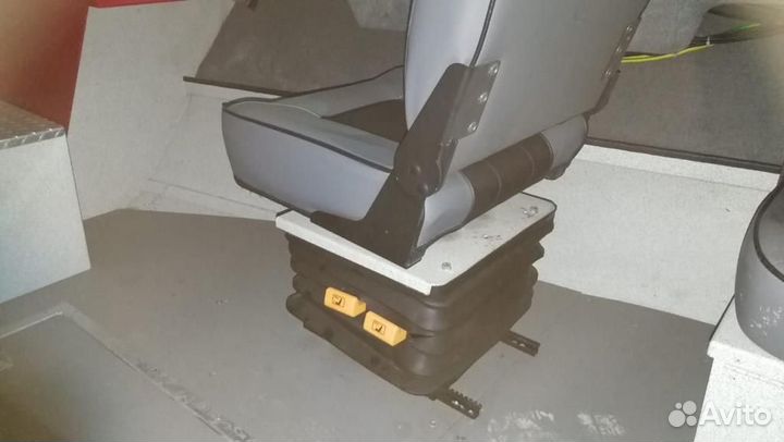 Моторный катер рыбацкий alumaweld intruder