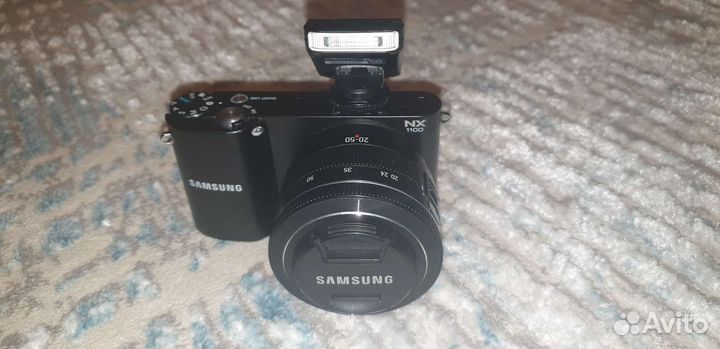 Фотоаппарат Samsung NX1100