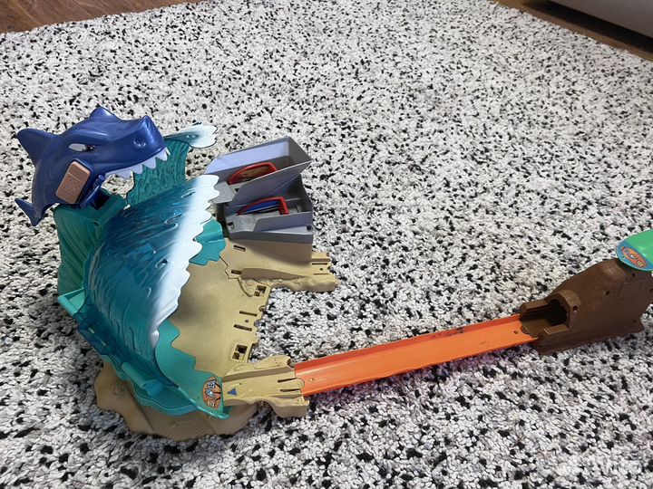 Гоночная трасса Hot wheels