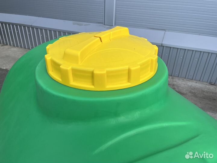 Баки 1000 литров для воды, молока, масла, жидкости