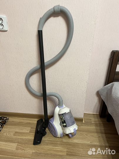 Пылесос мультициклон 2200w