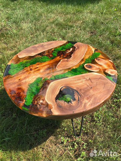 Журнальный стол из эпоксидной смолы