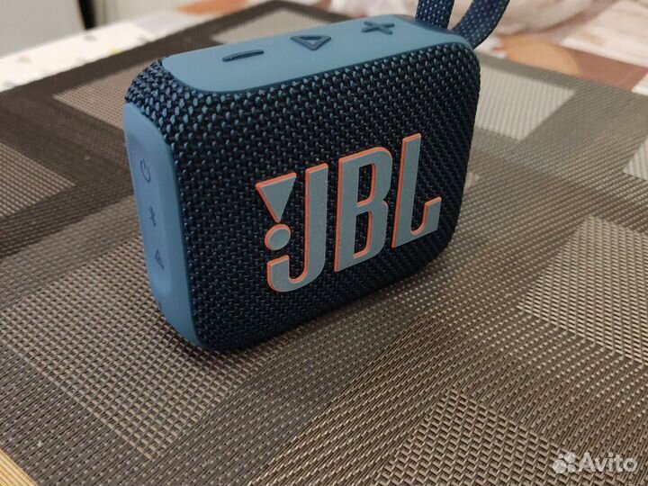 Колонка jbl Go4