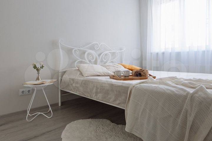 1-к. квартира, 43 м², 1/9 эт.