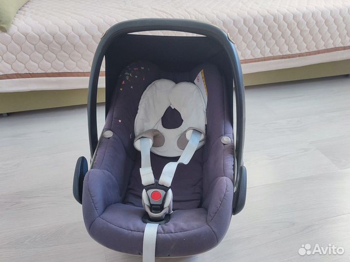 Автолюлька maxi cosi pebble с базой 0+