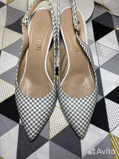 Туфли женские