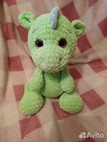 Вязанный дракончик