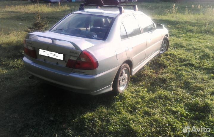 Mitsubishi Lancer 1997/ 1,3